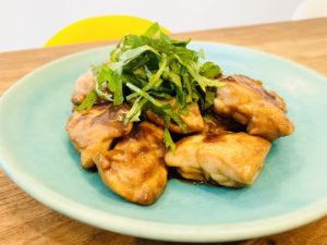 我が家の「ご飯がススム！鶏もも肉の照り焼き」のレシピ