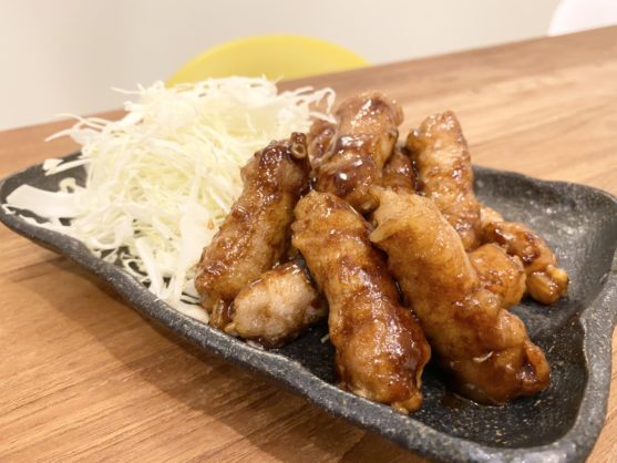我が家の「ご飯がススム!豚バラえのき巻き」のレシピ