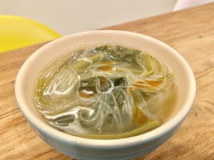 簡単ヘルシー！「好きな野菜で作る春雨スーラータン」のレシピ