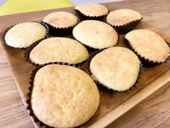簡単3時のおやつ!「サクッふわっとかるい食感のカップケーキ」のレシピ