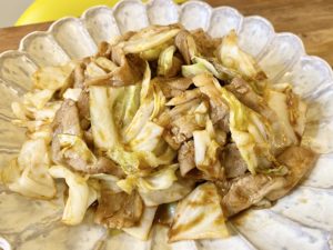 ご飯と一緒がマスト！「かんたん回鍋肉」のレシピ